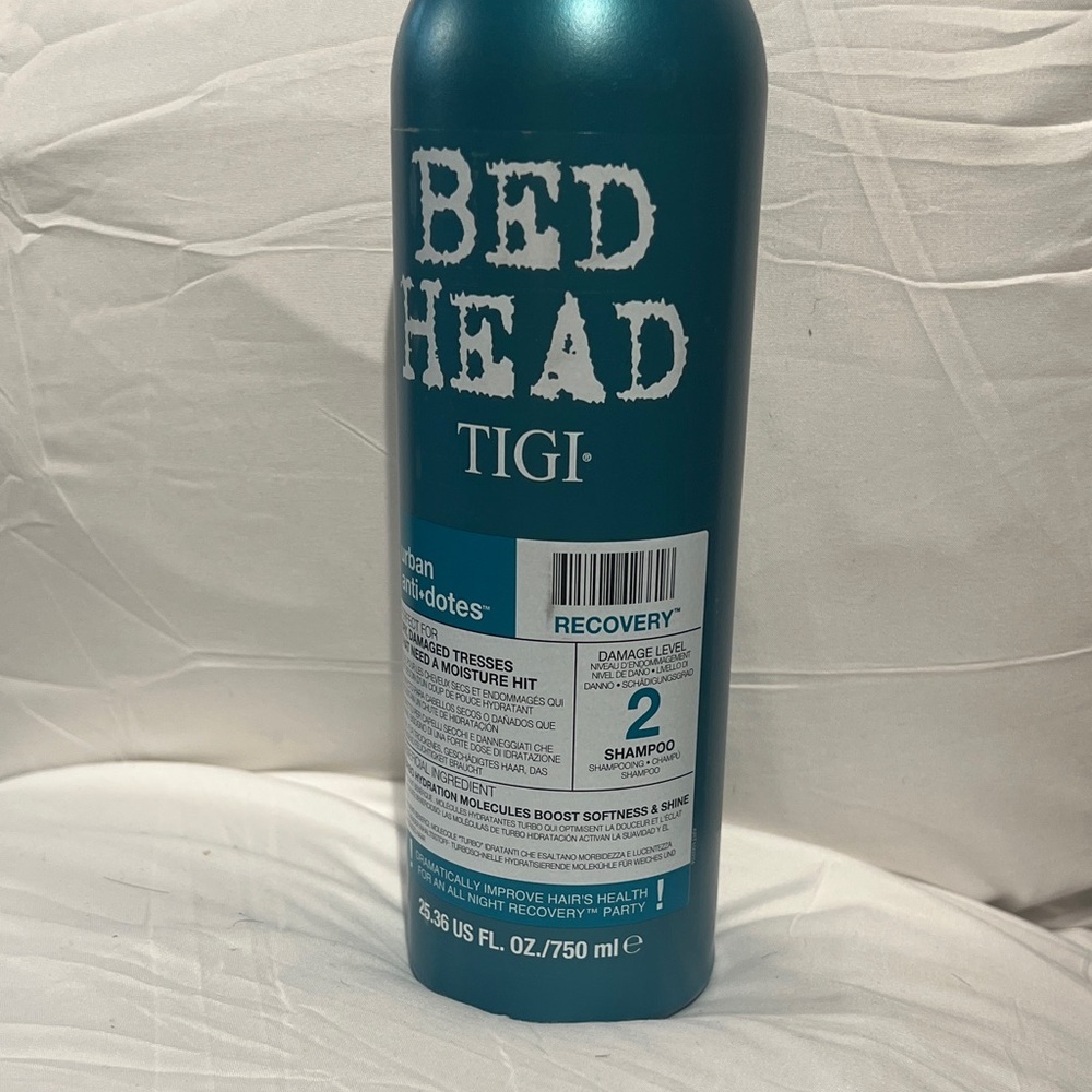 TIGI Bed Head Ocean Blue Hair Recovery Shampoo